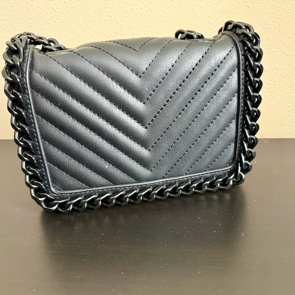 ALDO Black Quilted Chevron Crossbody Bag Matte Black Chain Strap - Picture 3 of 15